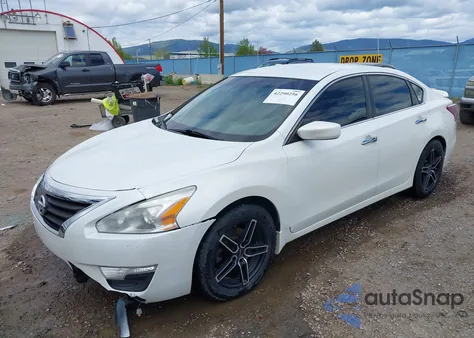 2015 Nissan Altima 2.5 S from USA, damaged, VIN 1N4AL3AP8FN330169